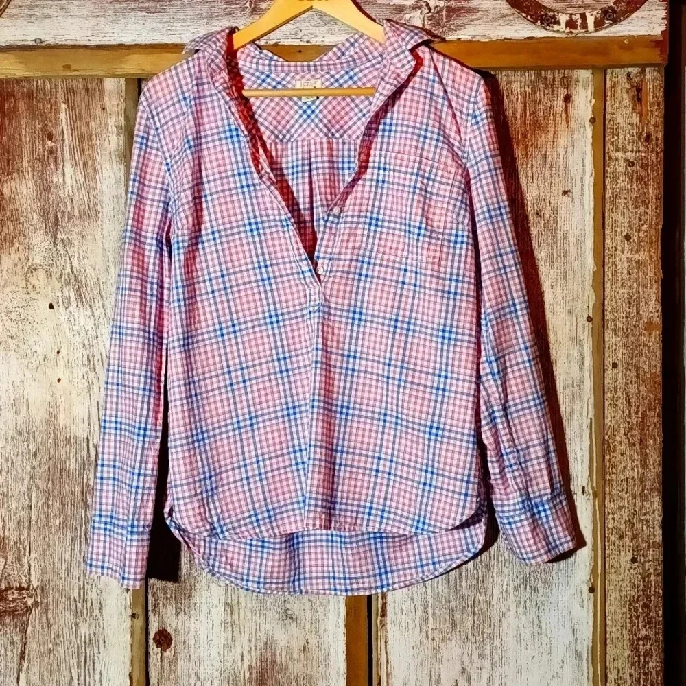 J. Crew Cotton cowgirl gingham pullover v-neck partial button up long sleeve - Picture 2 of 9